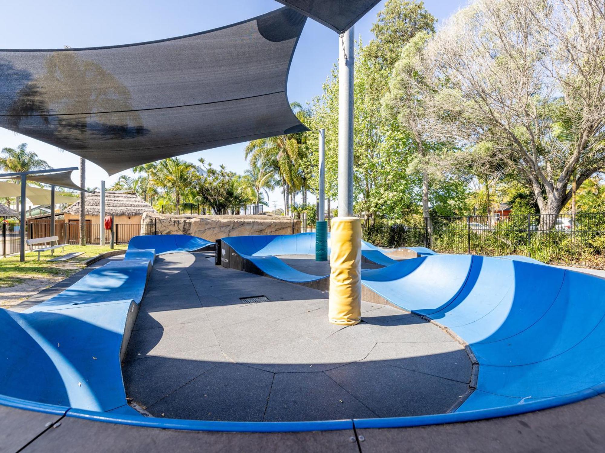 Nrma Blue Dolphin Yamba Holiday Resort Экстерьер фото
